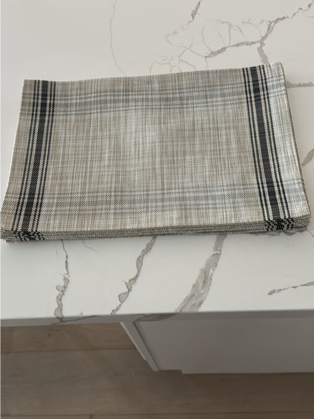 8 Vinyl Placemats